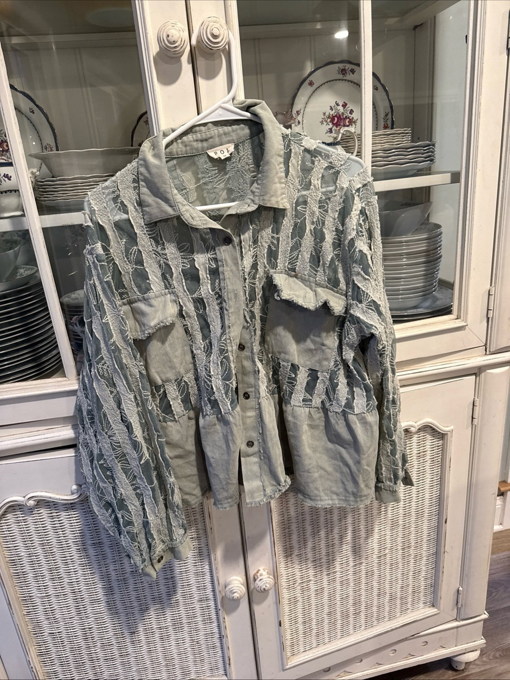 POL Sage Green Lace-Panel Button Shirt